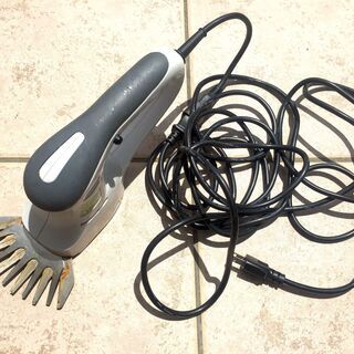 芝刈機 バリカン 芝生 電動芝生バリカン AC電源 園芸