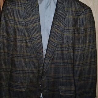 秋冬物メンズジャケット　AB5 Aquascutum 　サイドベンツ