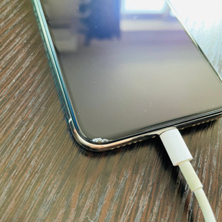 iPhoneX 256Gシルバーau SIMフリー【値下げしました】の画像