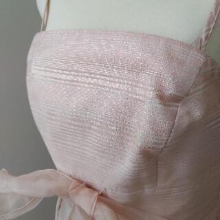 きれいなふんわりドレス　ピンクの画像