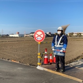 警備員募集！！入社1ヶ月日払いＯＫ！寮完備☆あなたの空いた時間を私たちと一緒に働きませんか？の画像