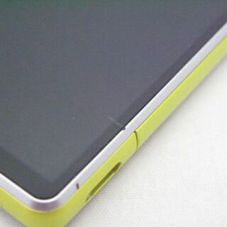 【送料無料】ドコモ SH-02H AQUOS Compact Yellow×Silver 中古 本体 良品 スマホ あすつく 保証あり sh02h21484の画像