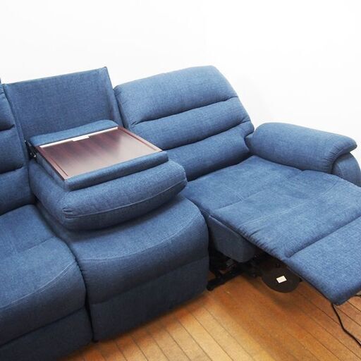 【美品】使用半年 3人用電動布張りテーブル付きリクライニングソファ(ビリーバー3 NV布) ネイビー ニトリ 新品約11万 (HA52)