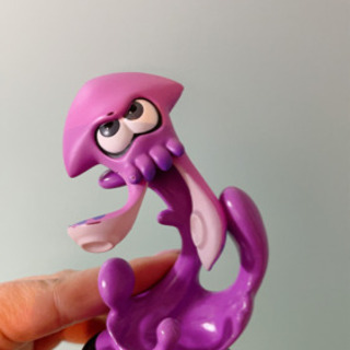 〈譲渡済〉スプラトゥーン２　amiibo（アミーボ）イカ　ネオン...