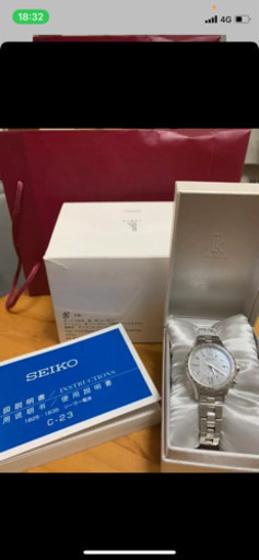 SEIKO LUKIA 腕時計　電波時計