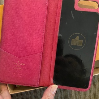 ルイヴィトン スマホケース iPhone8Plus用 アイフォン モノグラム ブラウン×ローズポップ 【中古】の画像