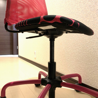 IKEA 回転式チェアー TORBJORNの画像