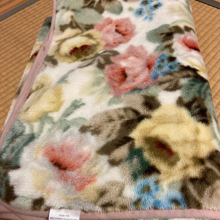 西川　140×100 毛布