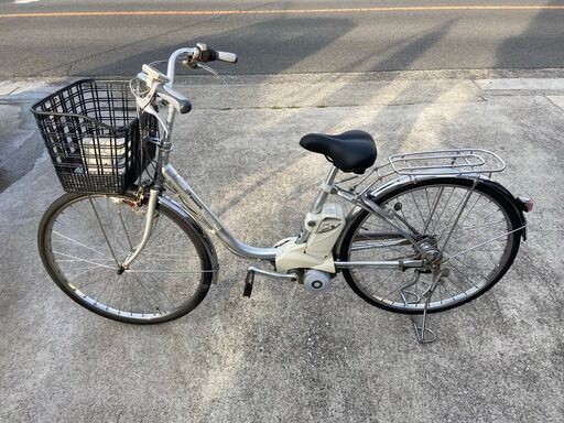 感謝セール 整備済新基準良品 Panasonic 3.1AH/3.1AH VIVI NX 26インチ 3段 充電器 鍵付 LED 電動アシスト自転車W1