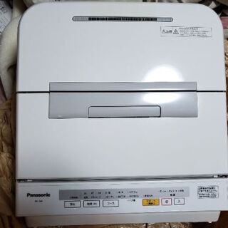 値下げ　食器洗乾燥機　Panasonic NP-TM9-W　2016年製