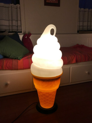 ソフトクリーム　ライト　看板