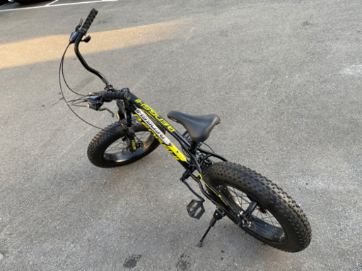 ファットバイク　20インチ　ブラック×イエロー