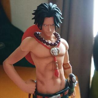 ワンピース エース ジャンボフィギュアの画像