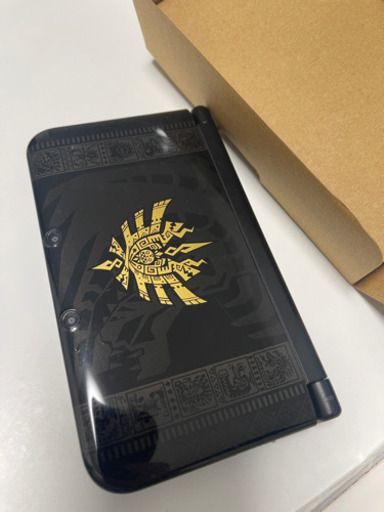 純正ハンドル電源付きニンテンドー3DSLL モンスターハンター4スペシャルパック