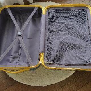 軽量スーツケース  3～5泊用の画像