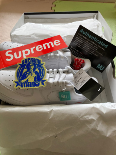 おもちゃ supreme