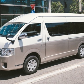 トヨタ ハイエースワゴン グランドキャビン 10人乗り 