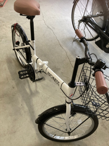 20インチカゴ付き折りたたみ自転車