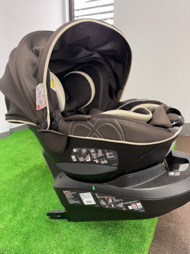 美品！AILEBEBE  エールベベ  チャイルドシート クルット4i