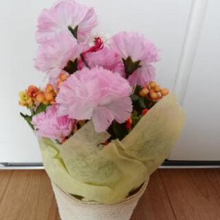 お値下げ致しました！造花ブーケ☆犬 フラワーアレンジメントの画像