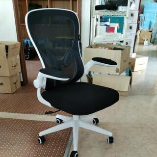 新品　オフィスチェア 組み立て済み　椅子　たくさん在庫の画像