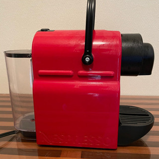 【美品】ネスプレッソ　カプセル式エスプレッソコーヒーメーカー「Inissia（イニッシア）」の画像