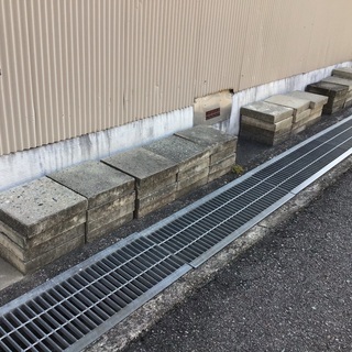 お話中　平板48枚　1枚100円　沢山買ってくださる方優先でー