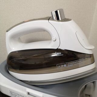日立コードレスアイロン　アイロン台　セット