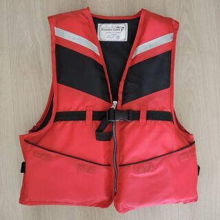 新品・未使用のライフジャケット　Mサイズです