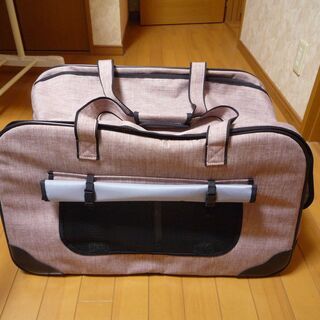 ペットキャリー（ペット用キャリーカート未使用・ハンドル付き）