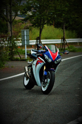 バイク HONDA CBR1000RR