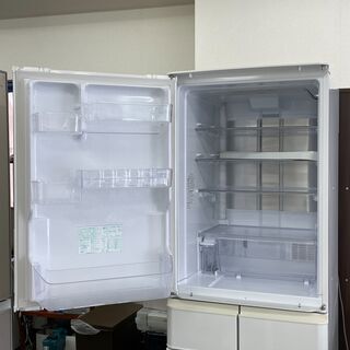 【リサイクルショップ　ピカソ　小松原】SHARP シャープ ５ドア冷蔵庫 プラズマクラスター 424L SJ-PW42X-W 2013年製の画像