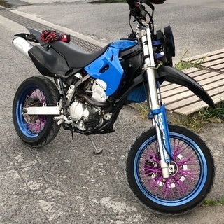  dトラッカー250 
