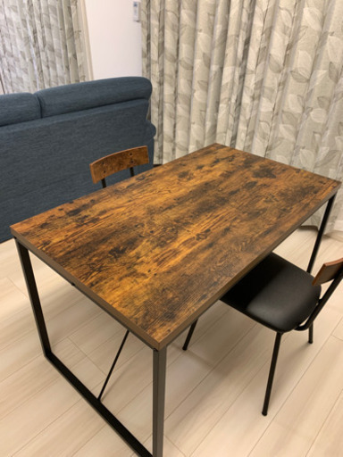 【引き渡し決まりました】ダイニングテーブル　幅120 奥行70 高さ70 お洒落　使用期間半年ほど