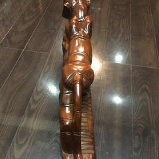 木彫りの虎！美品！の画像