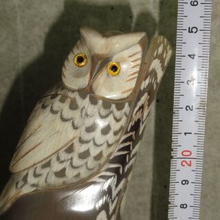 フクロウの置物　珍しい2連、3連　牛角？ 彫刻 梟 ふくろう フクロウ 不苦労 福来朗 縁起物 開運招福 置物 飾り物 和風 インテリア 動物 2個の画像
