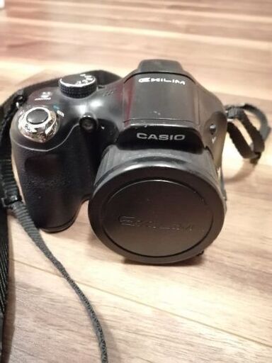 デジタルカメラ CASIO HIGH SPEED EXILIM EX-FH25