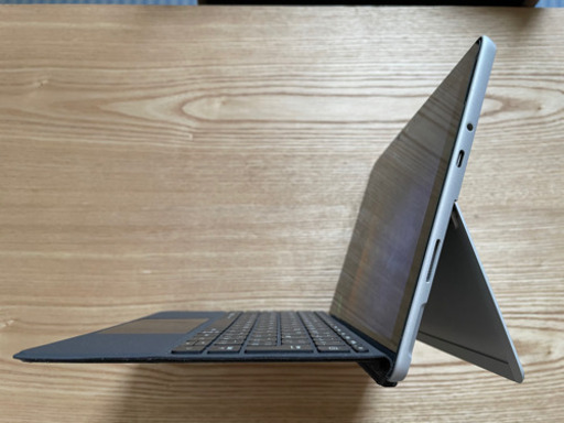 Surface Go  2018年モデル