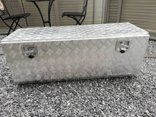 キャンセルの為再出品です。トラック荷台用収納箱