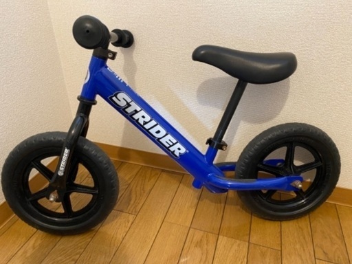 ストライダー　ブルー　ST J4