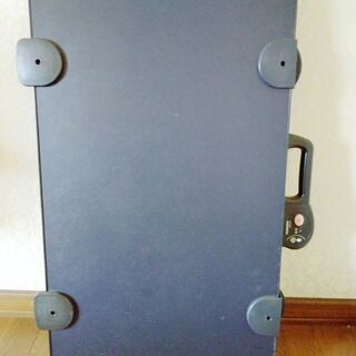 ズボンプレッサー　TOSHIBA製　中古　商品券払い可能