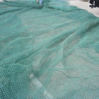 ☆中古品 ネット 約15ｍ30㎝ｘ27ｍ20㎝ ゴルフ イノシシ 農業などに！！☆