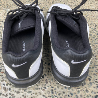 ナイキゴルフシューズの画像