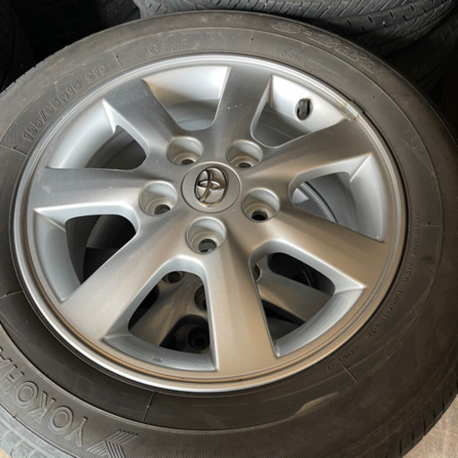 トヨタ純正　アルミホイール　15インチ　195/65R15 付き TOYOTA 純正ホイール◇15インチ◇195/65R15◇23年ラジアルタイヤ 