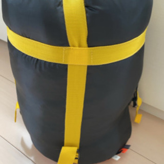 ②寝袋シュラフ・リュック＋おまけソックス付きの画像