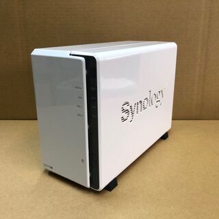 NASサーバーとハードディスク