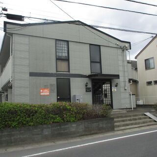 GW 内覧できます！　ペット可の広めの１Kアパート　　大型犬も飼...