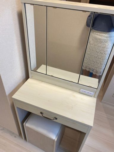 ドレッサー