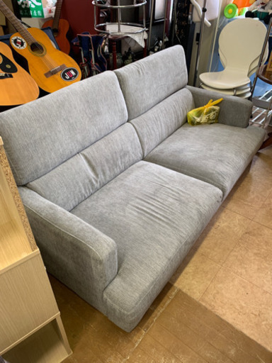 ニトリ　布張り３人掛けソファ　ベットレスリクライニング付き　使用一年未満