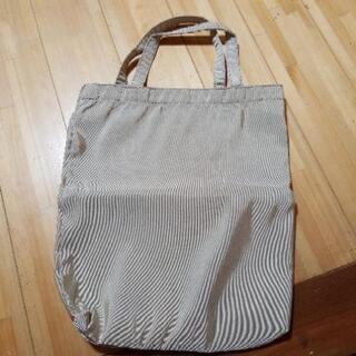 【値下げ】未使用ベージュバックの画像